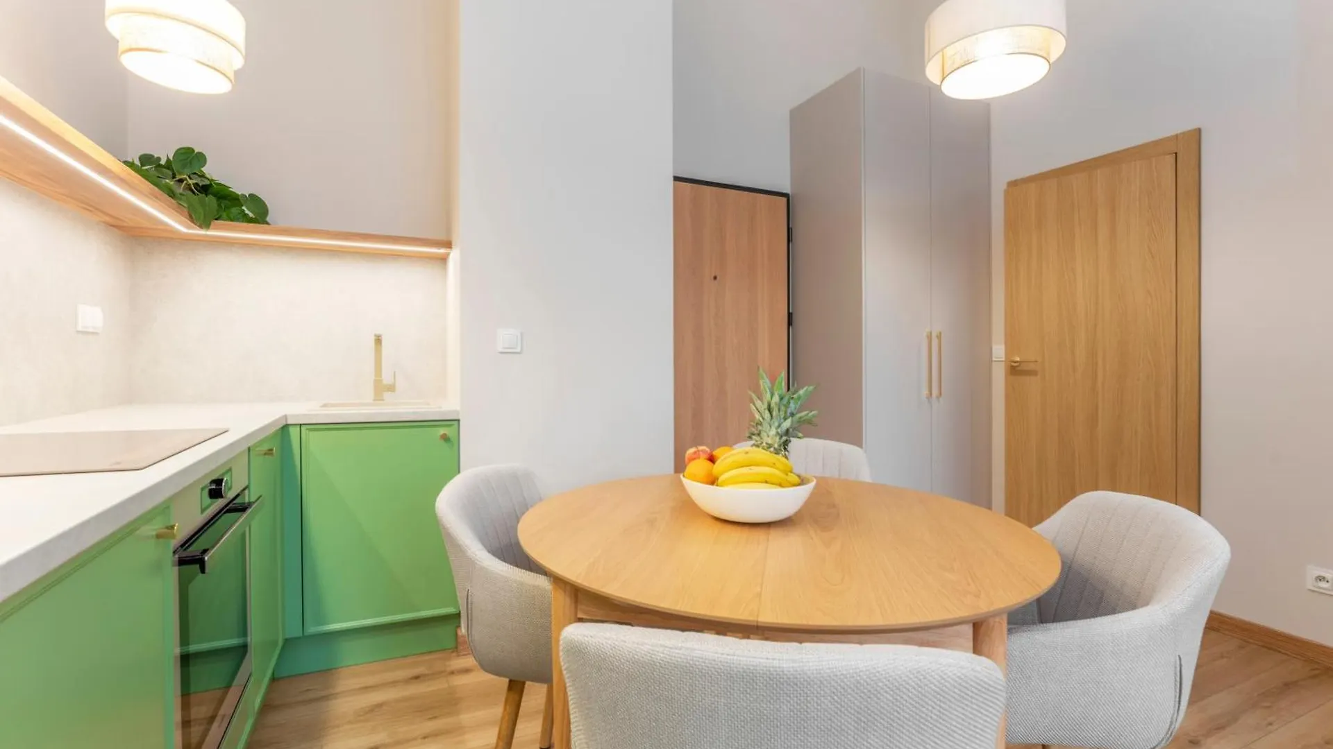 Kolejowa High Apartment Warsaw